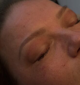Henna brows behandeling